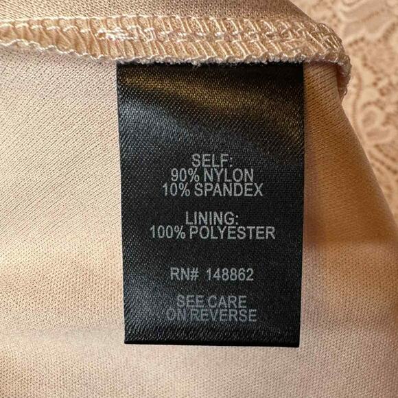 TORRID New With Tags Blush Pink Lace Trapeze Midi Dress Size 2 (18-20) - Picture 7 of 7